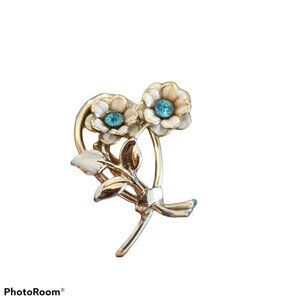 VTG Coro Craft Silver Tone‎ Flower Rhinestone Pin